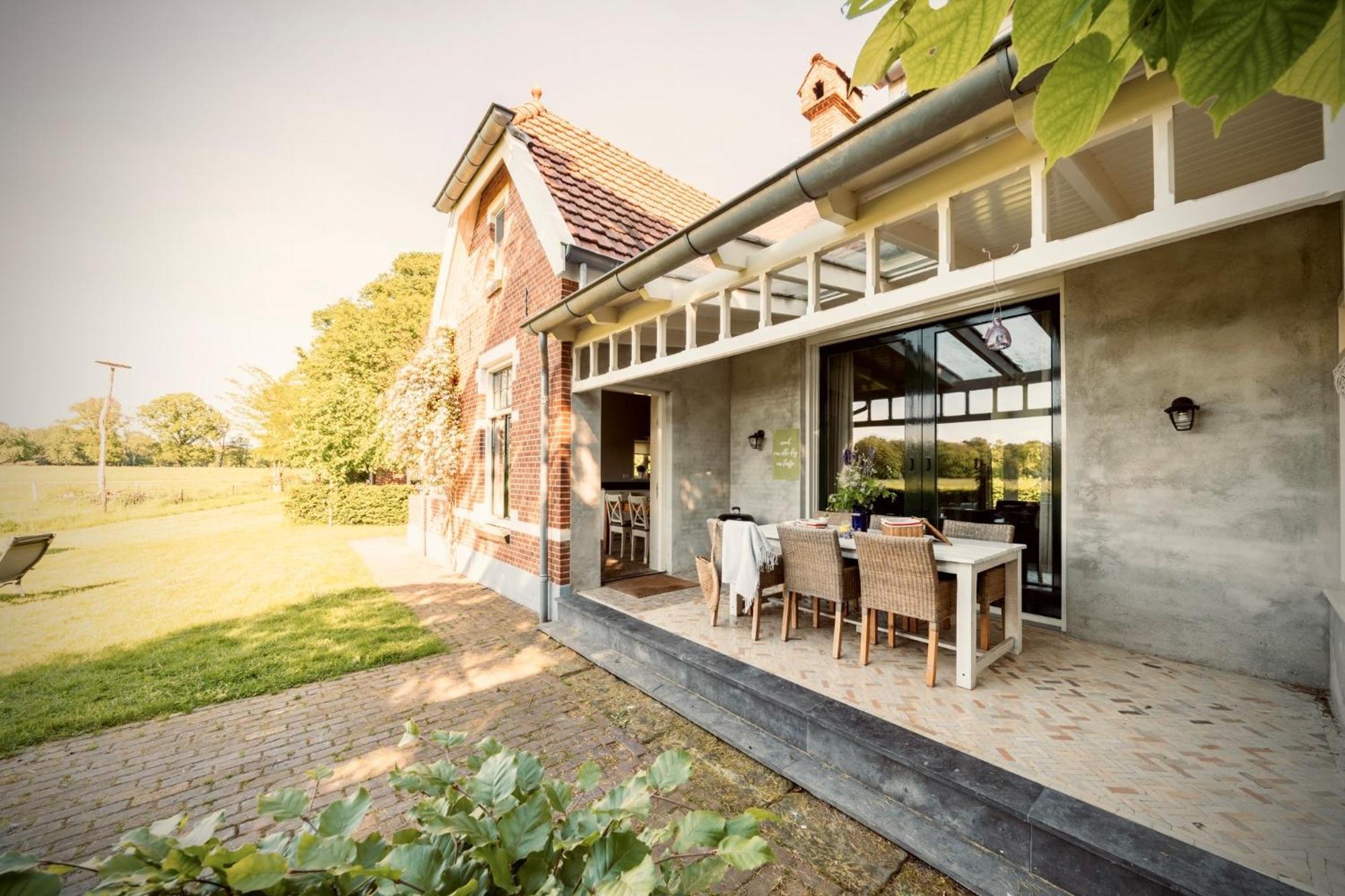 Natuurlogies Buurse Buiten *
